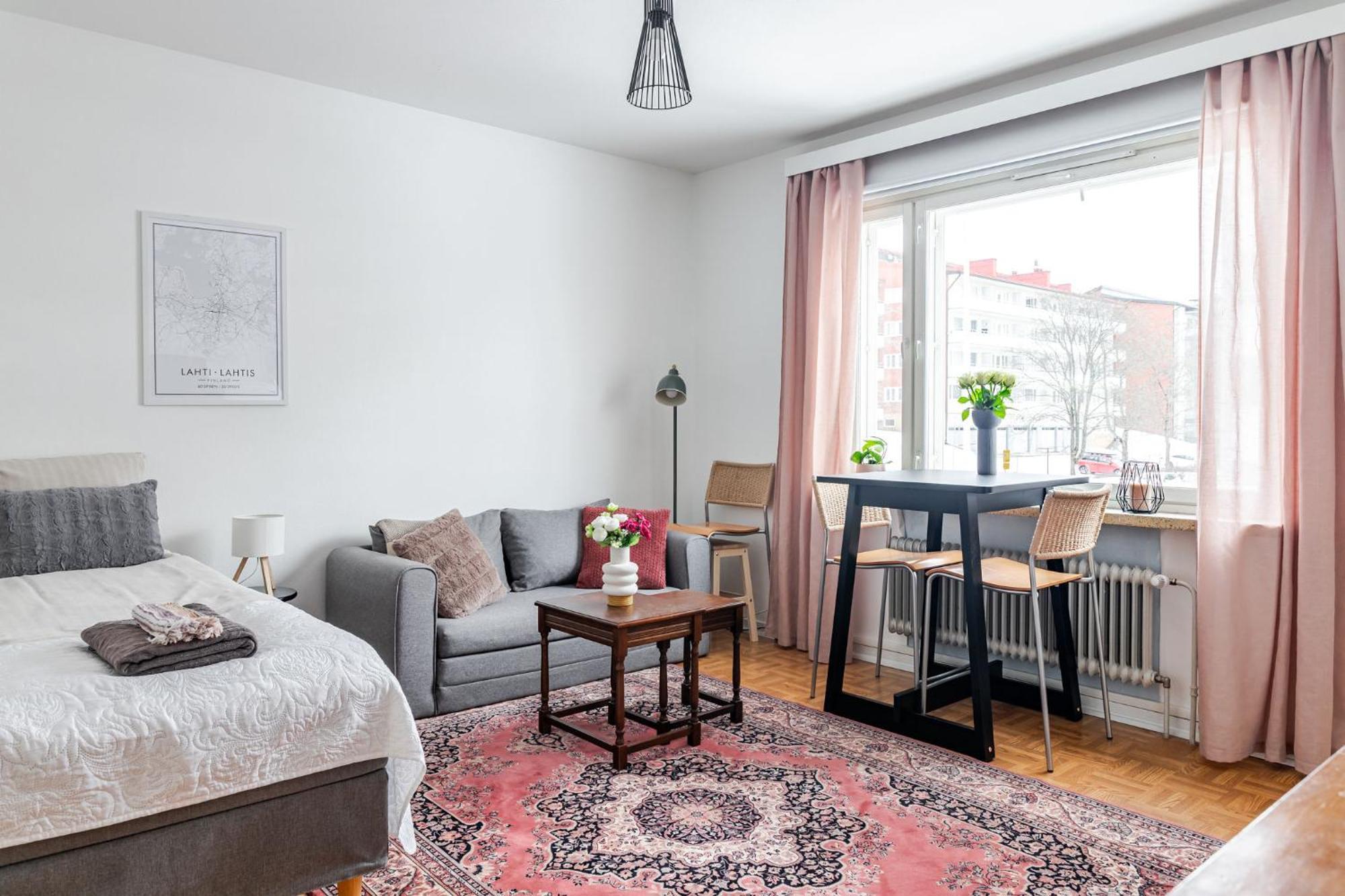 Apartment Near Center And Isku-arena With Free Parking