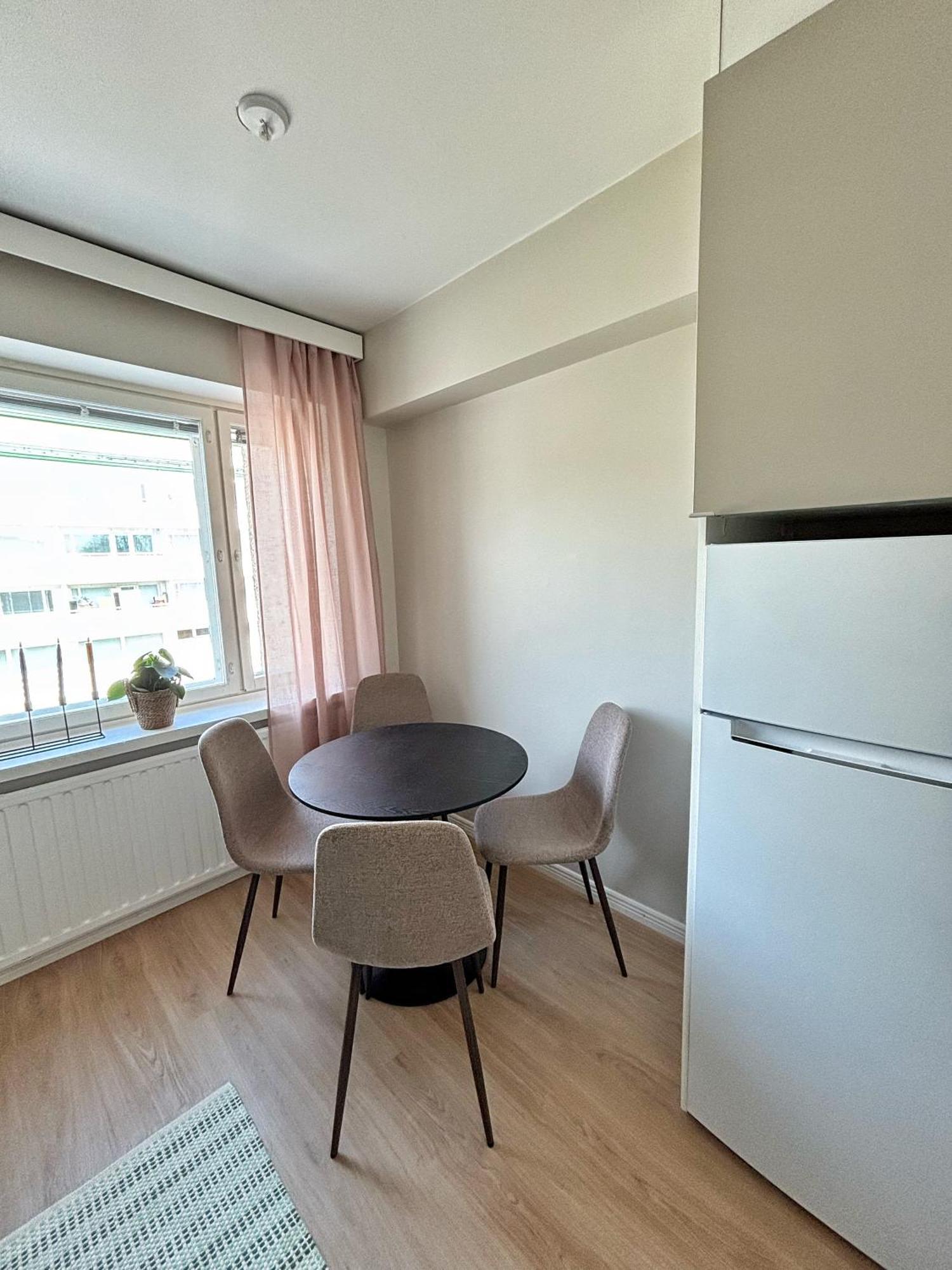 Near Center And Isku-arena With Free Parking Lahti