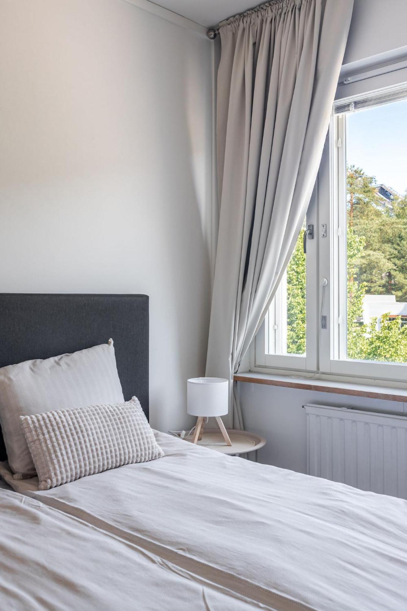 Near Center And Isku-arena With Free Parking Apartment
